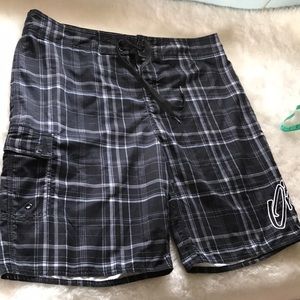 O’Neill black & white plaid board shorts sz 38